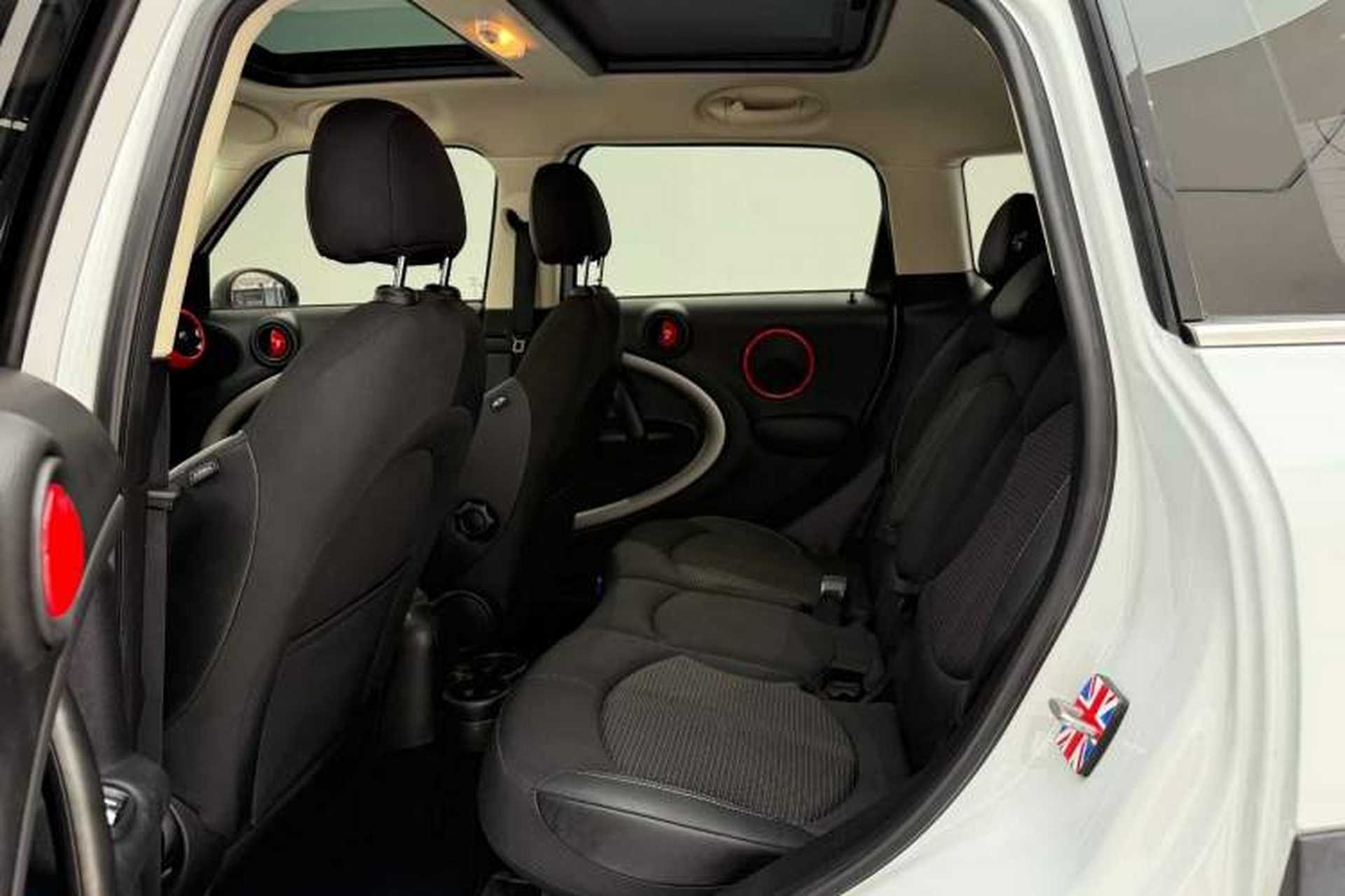 Used MINI Countryman 2014 1.6T COOPER ALL4 Fun Interior 4