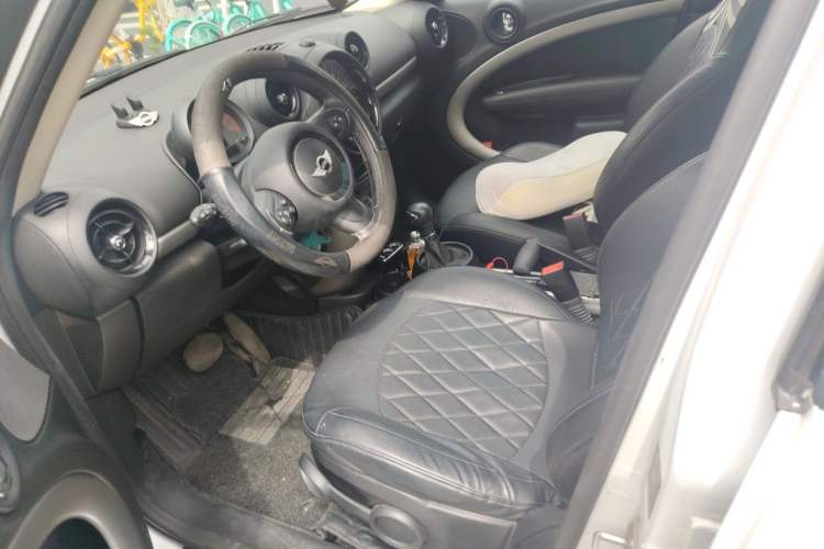 Used MINI Countryman 2014 1.6T COOPER ALL4 Fun Left Front Seat
