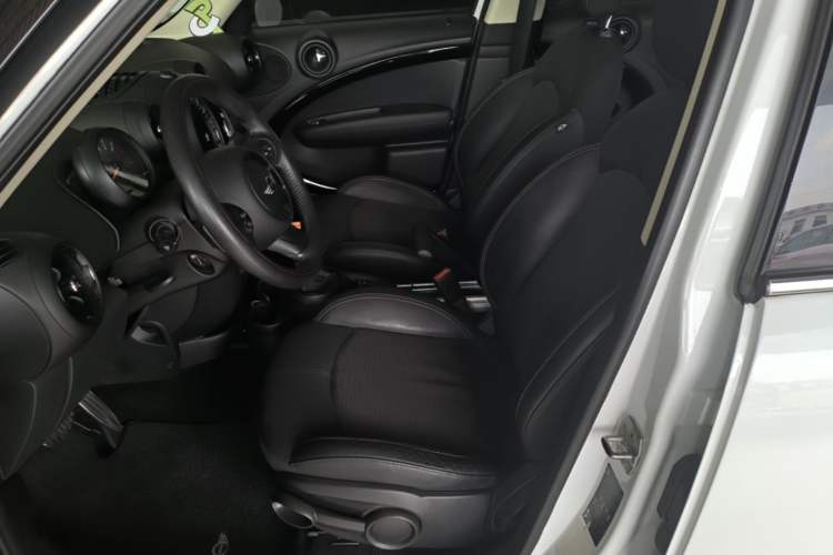 Used MINI Countryman 2014 1.6T COOPER S Left Front Seat