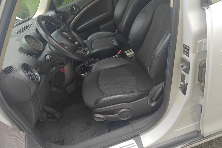 Used MINI Countryman 2014 1.6T COOPER ALL4 Fun Left Front Seat