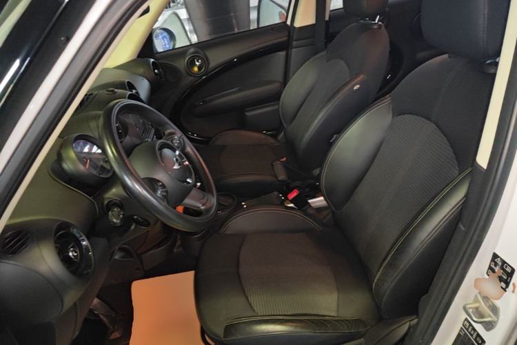 Used MINI Countryman 2014 1.6T COOPER ALL4 Fun Left Front Seat