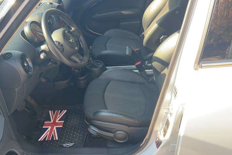 Used MINI Countryman 2014 1.6T COOPER ALL4 Fun Left Front Seat