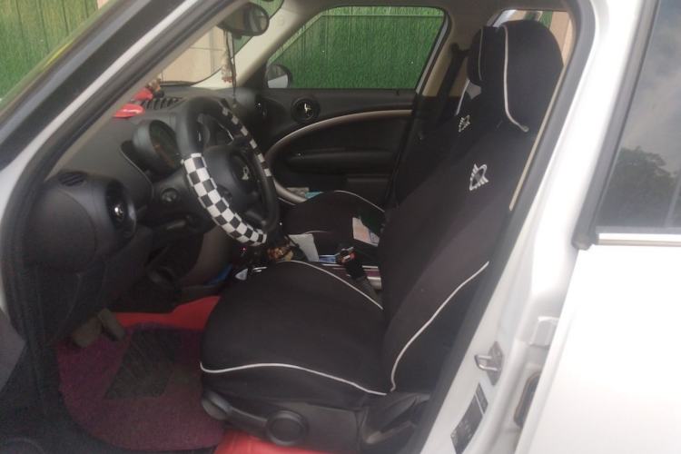 Used MINI Countryman 2014 1.6L COOPER Fun Left Front Seat