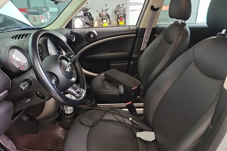 Used MINI Countryman 2014 1.6L ONE Left Front Seat
