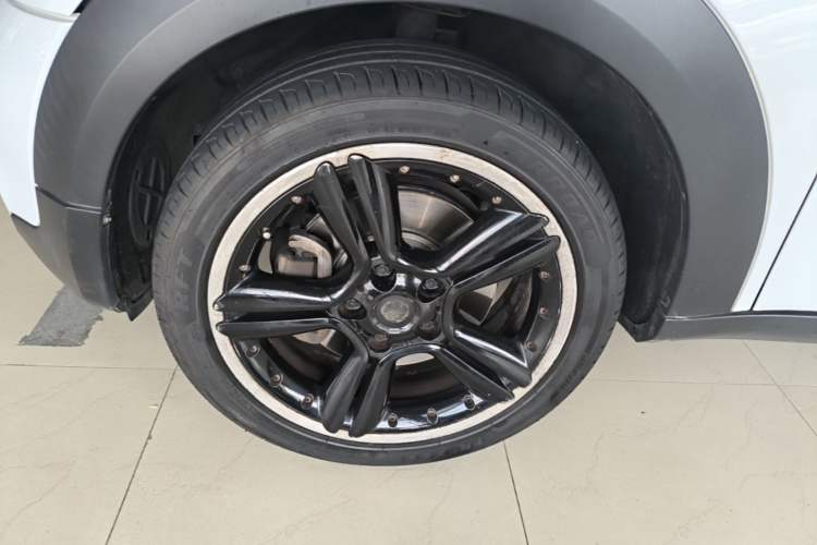 Used MINI Countryman 2014 1.6T COOPER S Left Front Wheel Hub