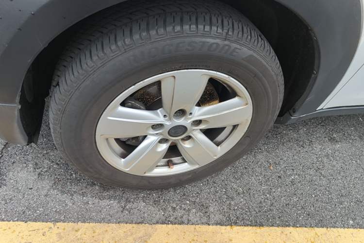 Used MINI Countryman 2014 1.6L ONE Left Front Wheel Hub