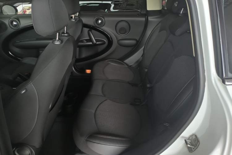 Used MINI Countryman 2014 1.6T COOPER S Left Rear Seat