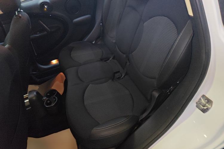 Used MINI Countryman 2014 1.6T COOPER ALL4 Fun Left Rear Seat