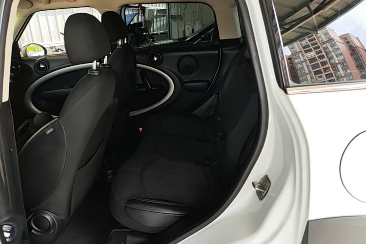 Used MINI Countryman 2014 1.6L COOPER Fun Left Rear Seat