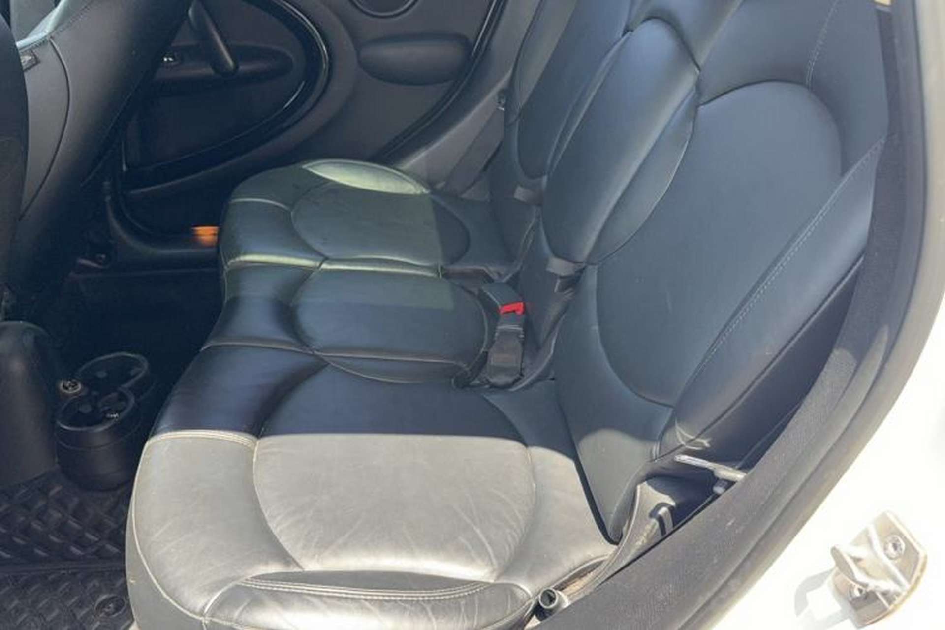 Used MINI Countryman 2014 1.6L COOPER Excitement Left Rear Seat