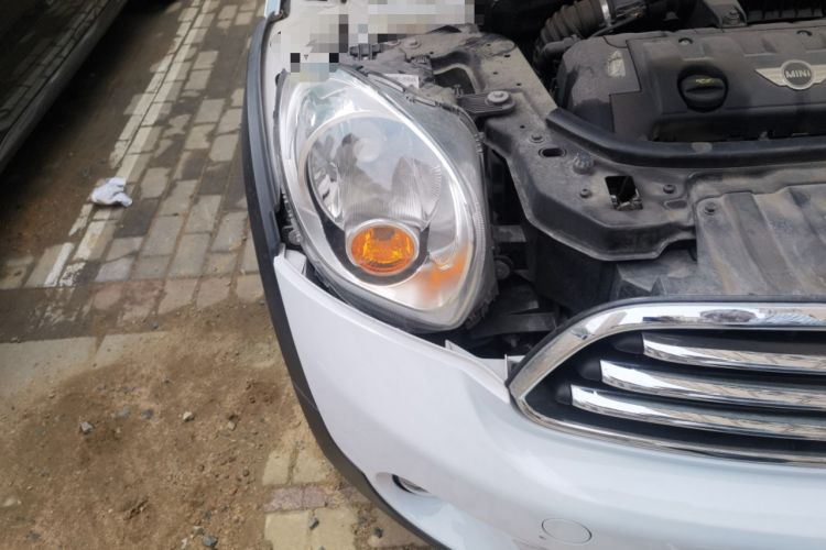 Used MINI Countryman 2014 1.6L COOPER Fun Right Front Headlight