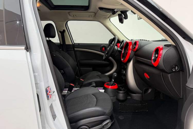 Used MINI Countryman 2014 1.6T COOPER ALL4 Fun Right Front Seat