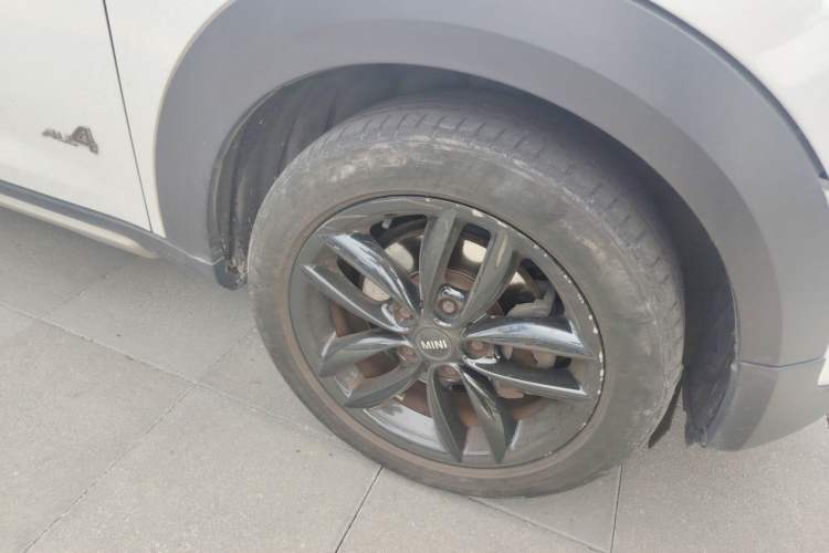 Used MINI Countryman 2014 1.6T COOPER ALL4 Fun Right Front Wheel Hub