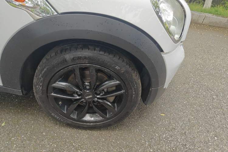 Used MINI Countryman 2014 1.6T COOPER ALL4 Fun Right Front Wheel Hub