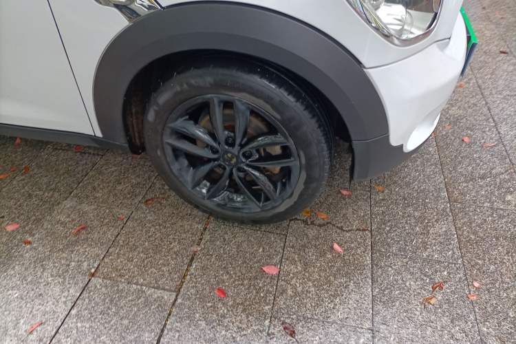 Used MINI Countryman 2014 1.6L COOPER Excitement Right Front Wheel Hub