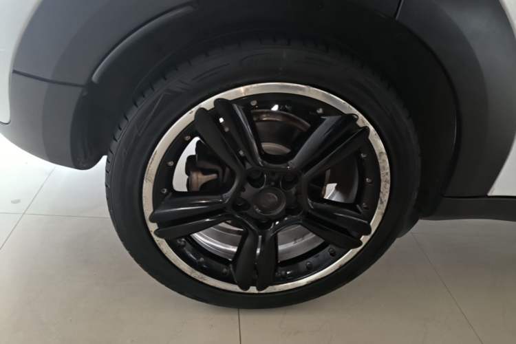 Used MINI Countryman 2014 1.6T COOPER S Right Rear Wheel Hub