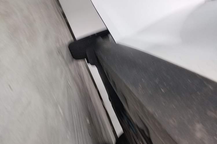 Used MINI Countryman 2014 1.6L COOPER Fun Right Side Sill
