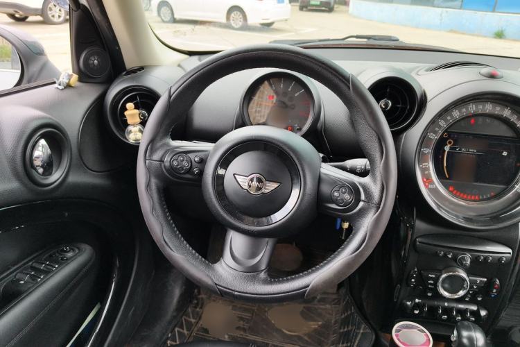 Used MINI Countryman 2014 1.6T COOPER ALL4 Excitement Steering Wheel