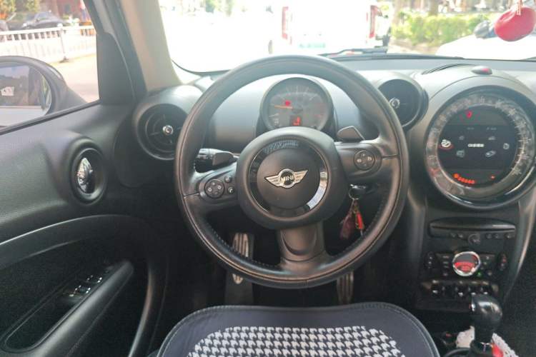 Used MINI Countryman 2014 1.6T COOPER S Steering Wheel