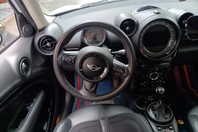 Used MINI Countryman 2014 1.6L COOPER Excitement Steering Wheel