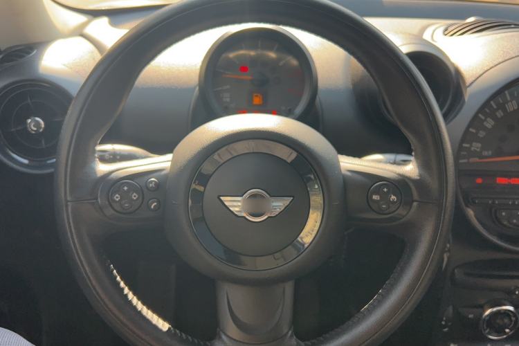 Used MINI Countryman 2014 1.6T COOPER ALL4 Fun Steering Wheel