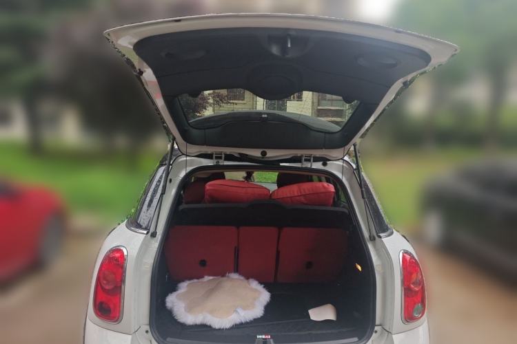 Used MINI Countryman 2014 1.6T COOPER S Trunk