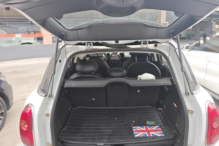 Used MINI Countryman 2014 1.6T COOPER ALL4 Fun Trunk