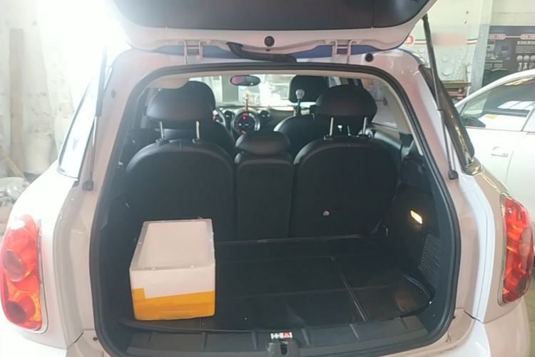 Used MINI Countryman 2014 1.6T COOPER S ALL4 Trunk
