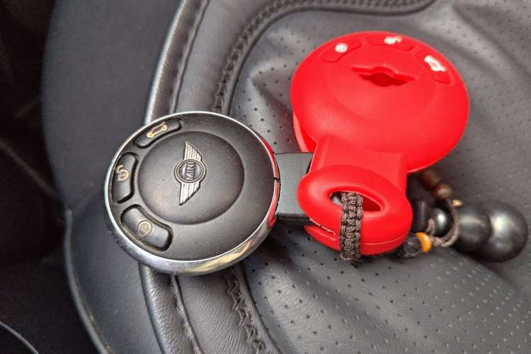 Used MINI Countryman 2014 1.6L COOPER Fun Vehicle Key