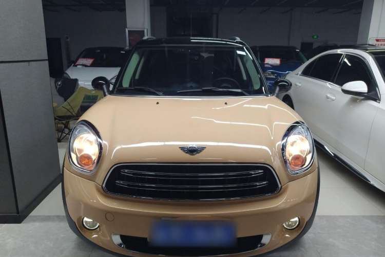Used MINI Countryman 2014 1.6T COOPER ALL4 Fun Front