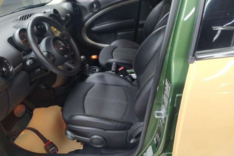 Used MINI Countryman 2014 1.6T COOPER ALL4 Fun Left Front Seat