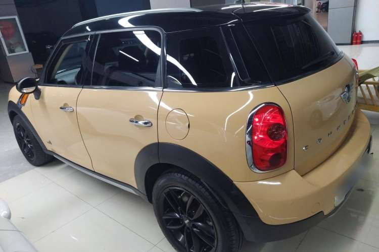 Used MINI Countryman 2014 1.6T COOPER ALL4 Fun Left Side