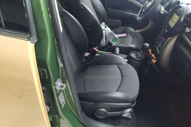 Used MINI Countryman 2014 1.6T COOPER ALL4 Fun Right Front Seat