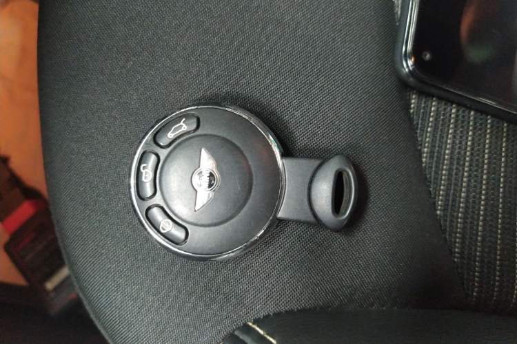 Used MINI Countryman 2014 1.6T COOPER ALL4 Fun Vehicle Key