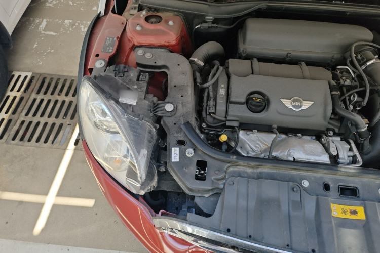 Used MINI Countryman 2015 1.6T COOPER S ALL4 Limited Edition for Tibet Expedition Engine Bay Right