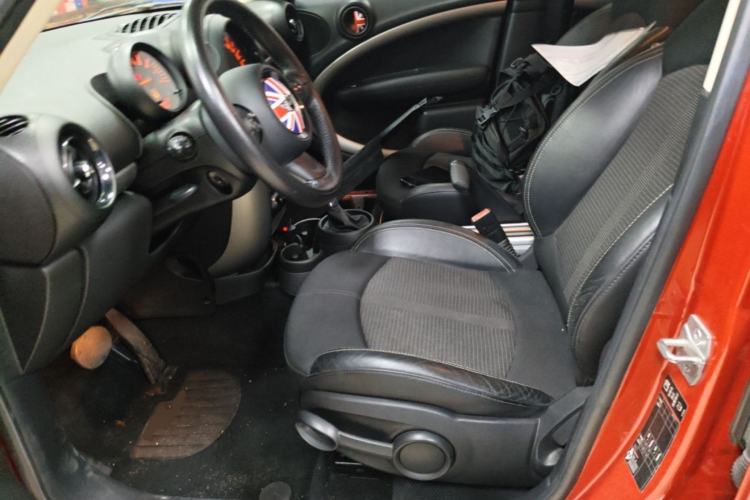 Used MINI Countryman  Left Front Seat