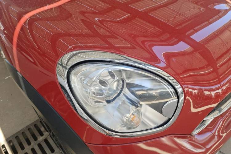 Used MINI Countryman 2015 1.6T COOPER S ALL4 Limited Edition for Tibet Expedition Right Front Headlight