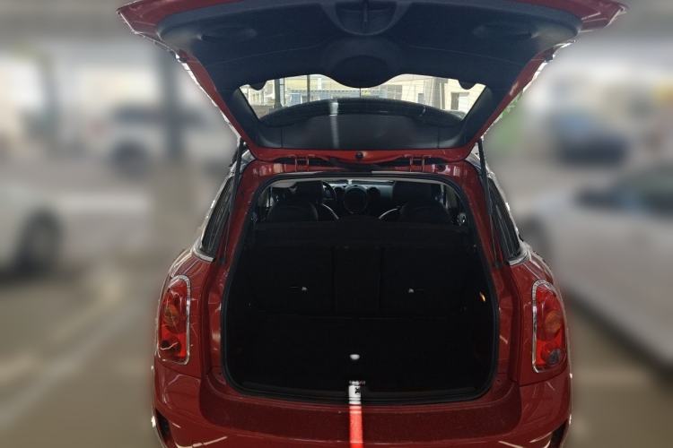 Used MINI Countryman 2015 1.6T COOPER S ALL4 Limited Edition for Tibet Expedition Trunk