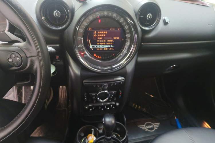 Used MINI Countryman 2015 1.6T COOPER S ALL4 Ultimate Midnight Edition Audio And AC Panel
