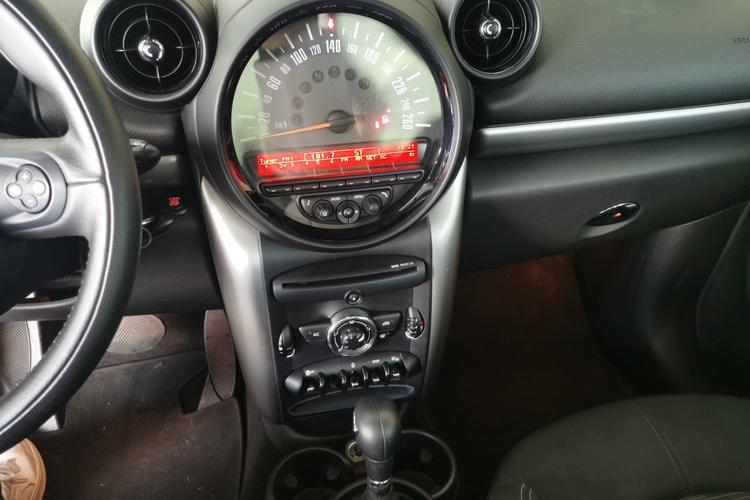 Used MINI Countryman 2016 1.6T COOPER ALL4 Fun Equipment Enthusiast Audio And AC Panel