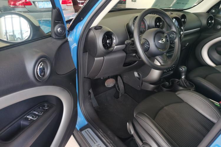 Used MINI Countryman 2016 1.6T COOPER ALL4 Fun Equipment Enthusiast Driver Seat