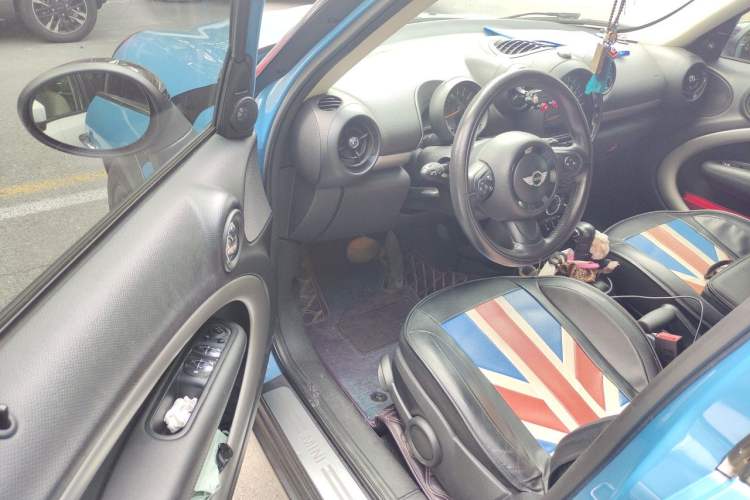 Used MINI Countryman 2016 1.6T COOPER ALL4 Fun Equipment Enthusiast Driver Seat