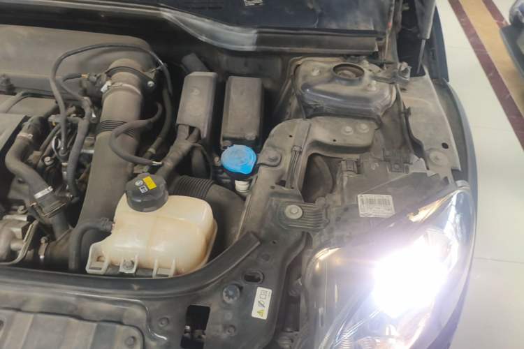 Used MINI Countryman 2016 1.6T COOPER ALL4 Fun Equipment Enthusiast Engine Bay Left