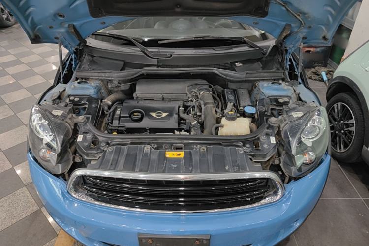 Used MINI Countryman 2016 1.6T COOPER ALL4 Fun Equipment Enthusiast Engine Bay