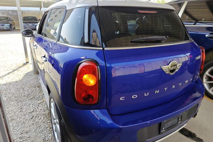 Used MINI Countryman 2016 1.6T COOPER ALL4 Fun Equipment Enthusiast Exterior 2