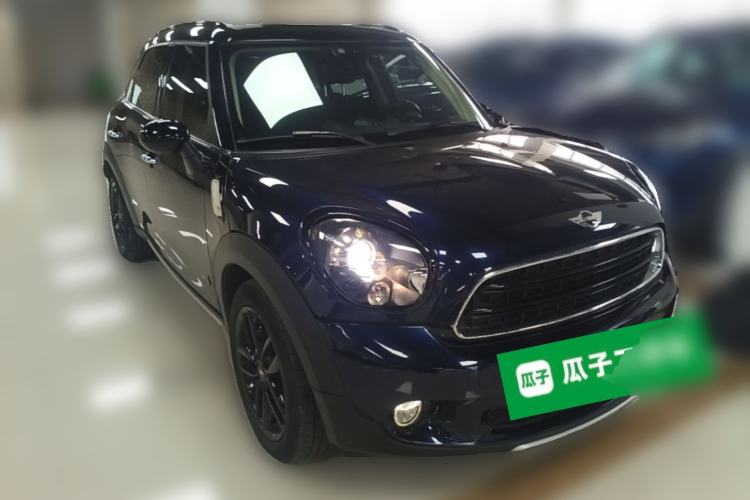 Used MINI Countryman 2016 1.6T COOPER ALL4 Fun Equipment Enthusiast Front Right 45 Deg
