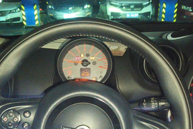 Used MINI Countryman 2016 1.6T COOPER ALL4 Fun Equipment Enthusiast Instrument Cluster