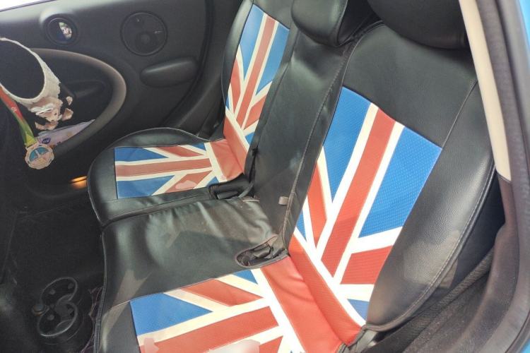 Used MINI Countryman 2016 1.6T COOPER ALL4 Fun Equipment Enthusiast Left Rear Seat