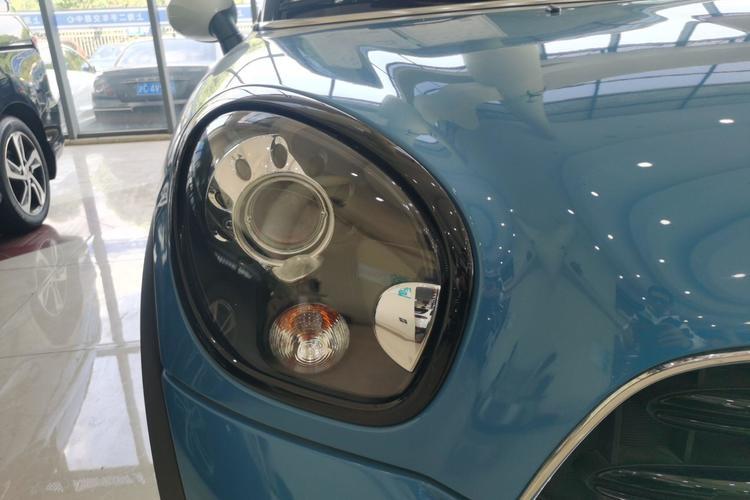 Used MINI Countryman 2016 1.6T COOPER ALL4 Fun Equipment Enthusiast Right Front Headlight