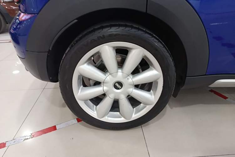 Used MINI Countryman 2016 1.6T COOPER ALL4 Excitement Edition Enthusiast Right Rear Wheel Hub